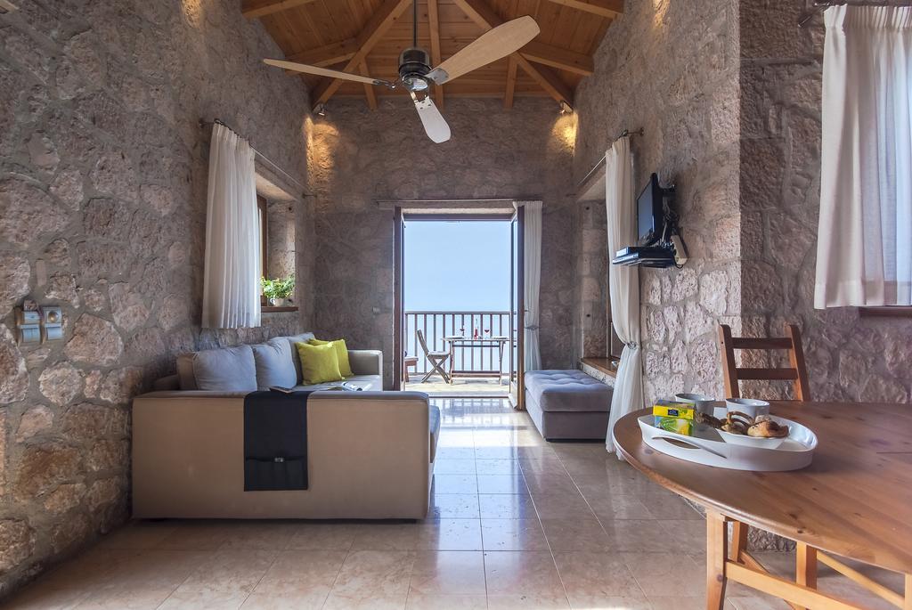 Beyond Villas Áyios Nikítas Exterior foto